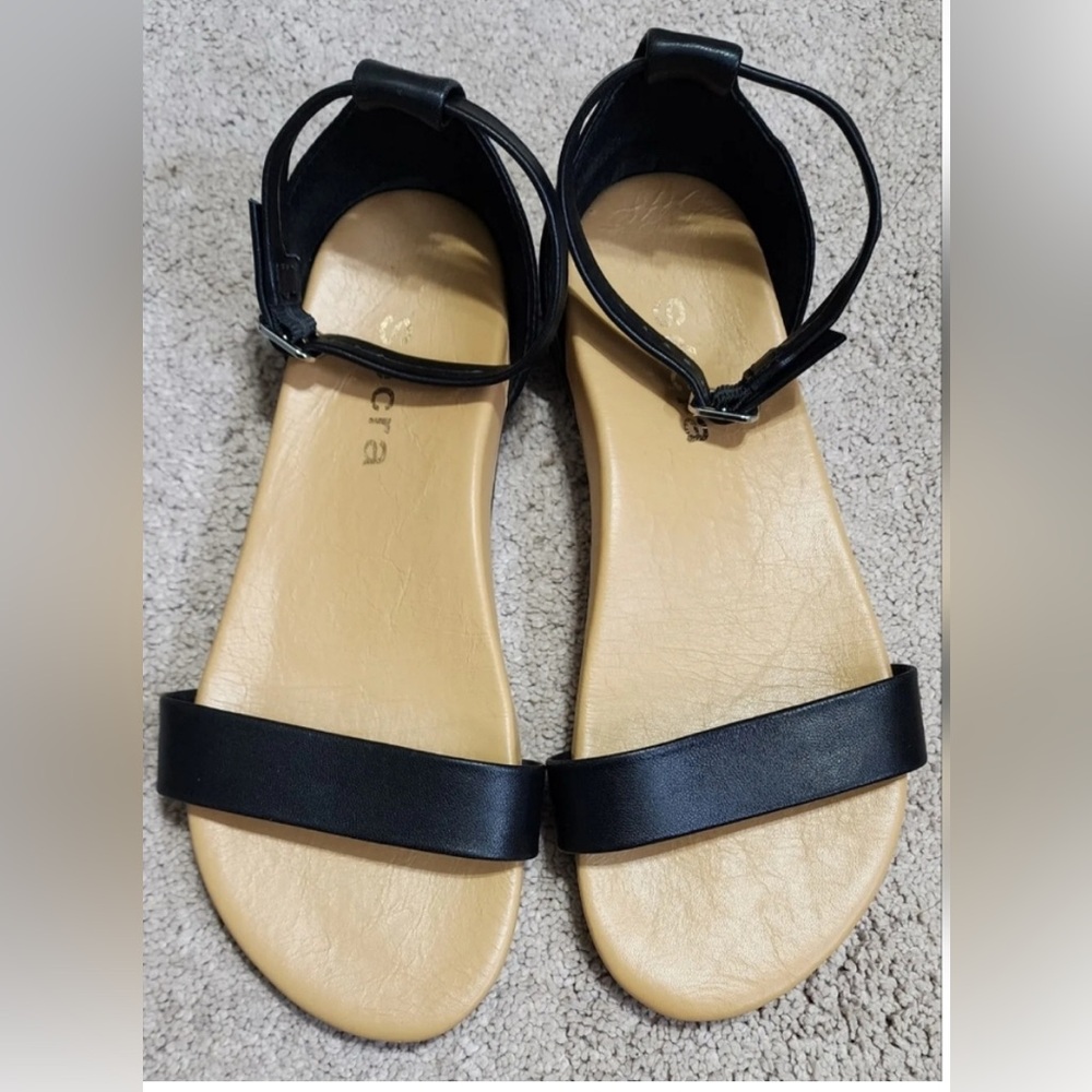 Black Sandals for Women
NWOT